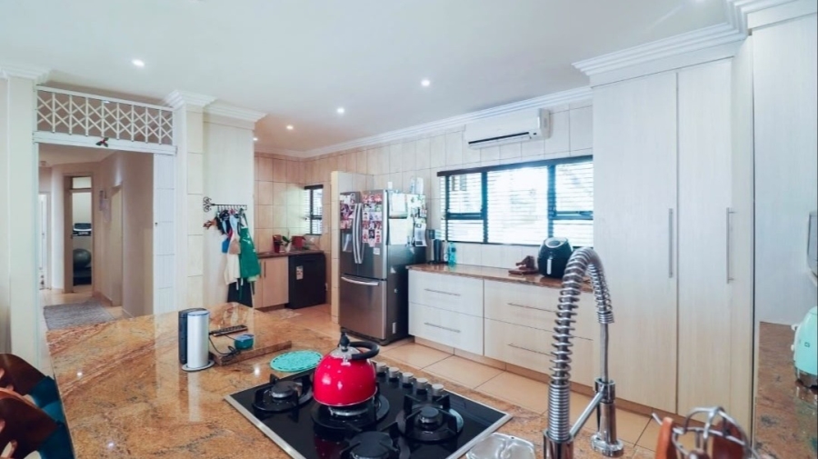 5 Bedroom Property for Sale in Protea Park North West